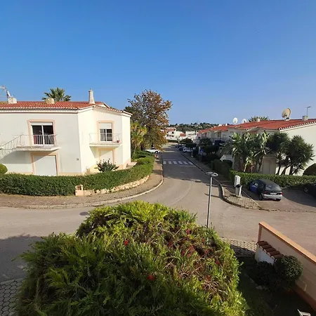 Oasis Parque 1 アパート *