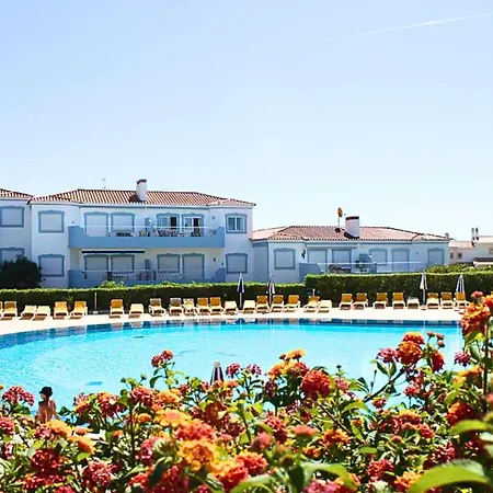 Oasis Parque 1 *